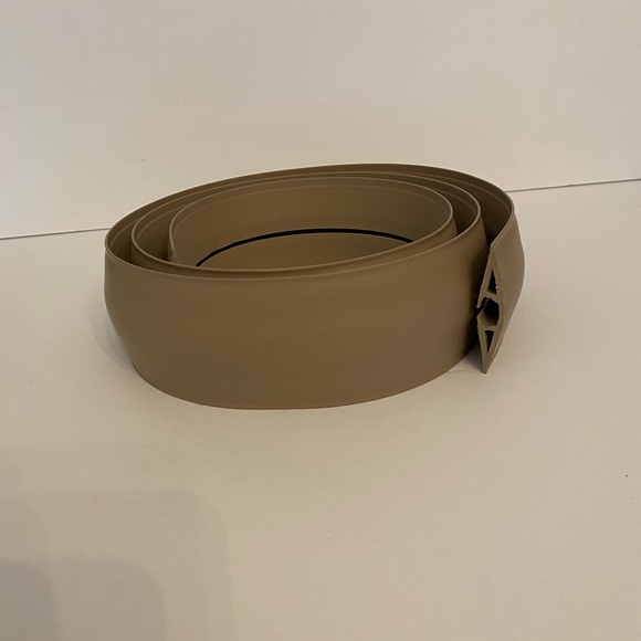 Legrand Cord Protector Ivory Five Foot NWT - Picture 11 of 15